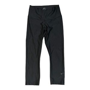 NWOT Nike Dri Fit Black Capri Legging size medium